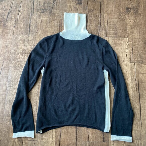 Vintage JPG's Jeans Black and White Contrast Turtleneck Sweater, Size I48 or M - Picture 1 of 11